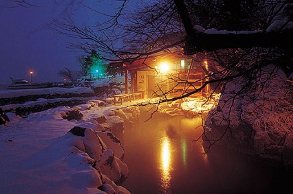 צ'יטוסה Marukoma Onsen Ryokan מראה חיצוני תמונה